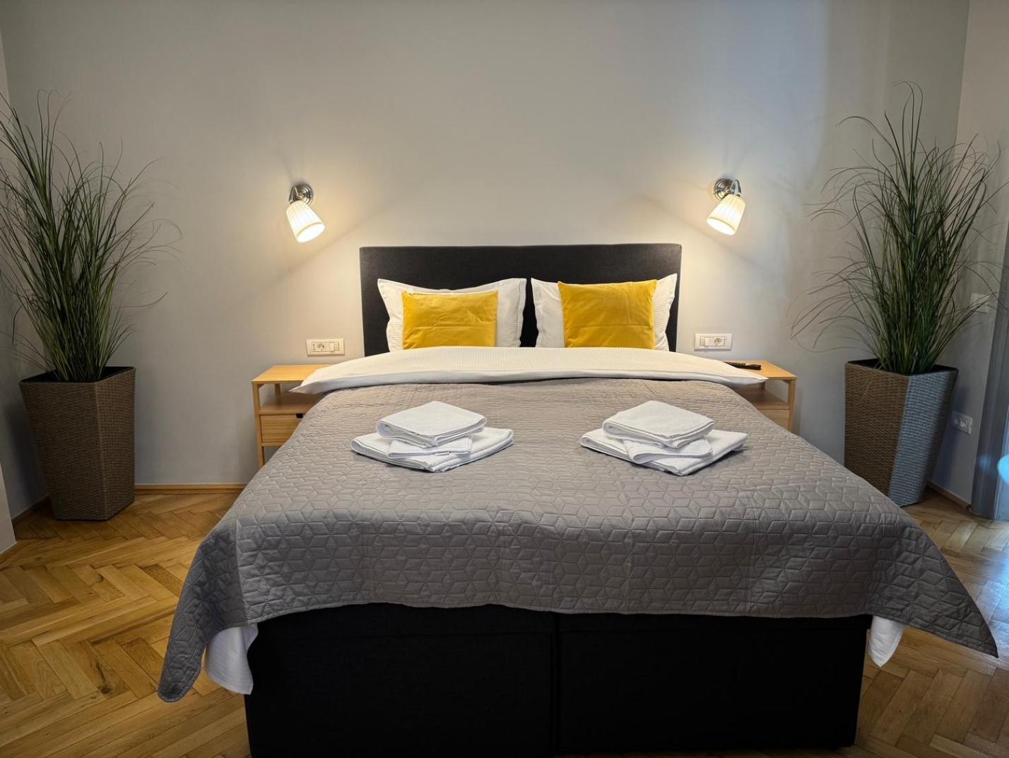 Vlad Accommodation Cozy Loft Braşov Exterior foto