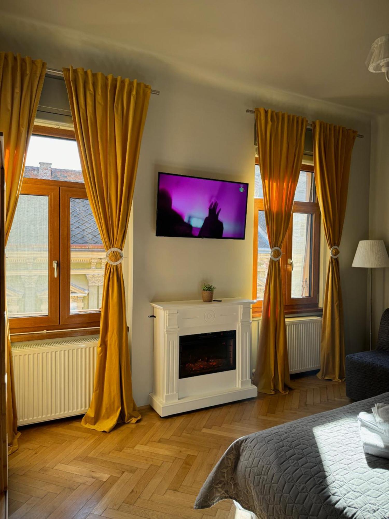 Vlad Accommodation Cozy Loft Braşov Exterior foto